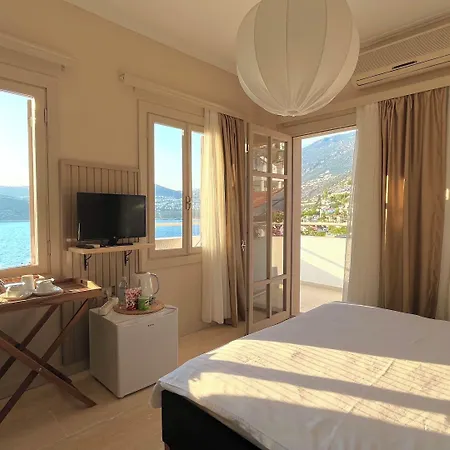Matiana Hotel 3*